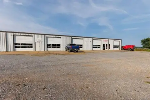 Highway Frontage Auto Repair Facility