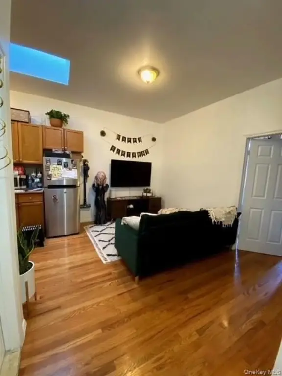Picture 4