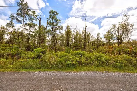 Volcano Land Parcel For Sale