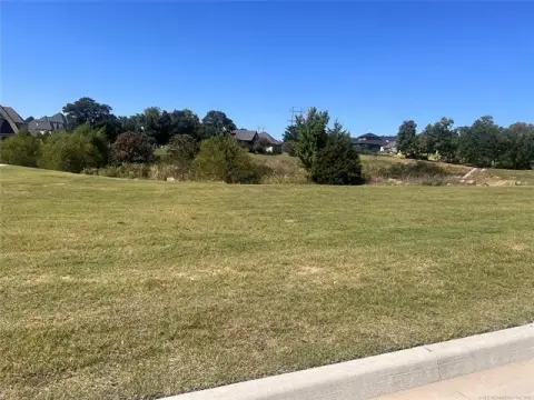 Residential Lot in Sapulpa, OK