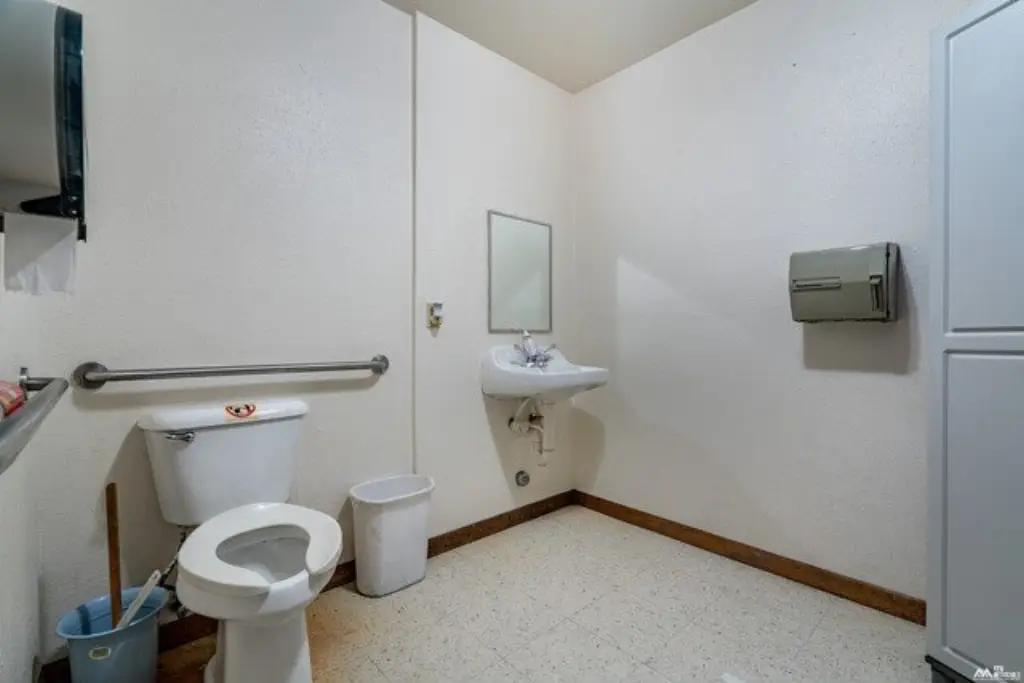 Picture 25