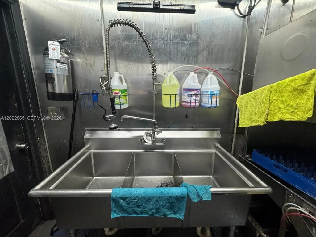 Picture 16