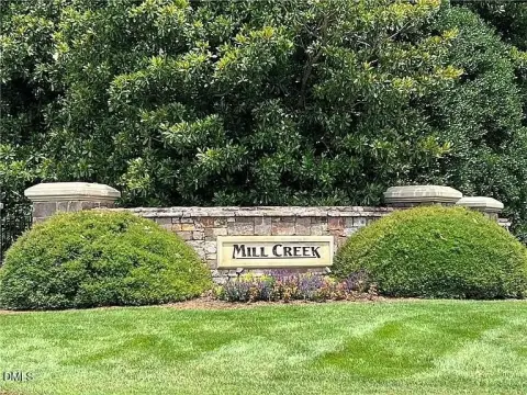 Residential Lot in Golf Community