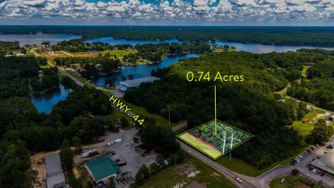 Level Commercial Land