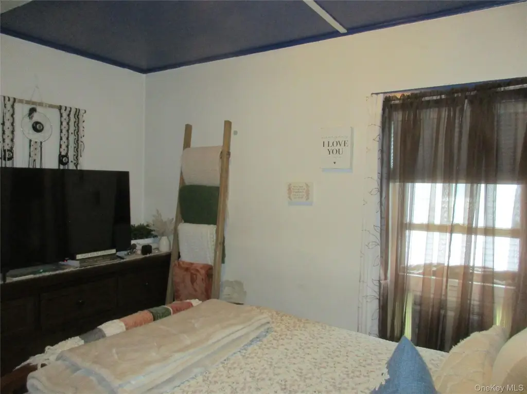 Picture 11
