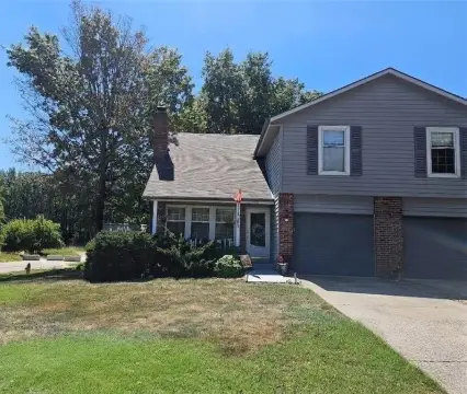 Three-Level Residential Income Property