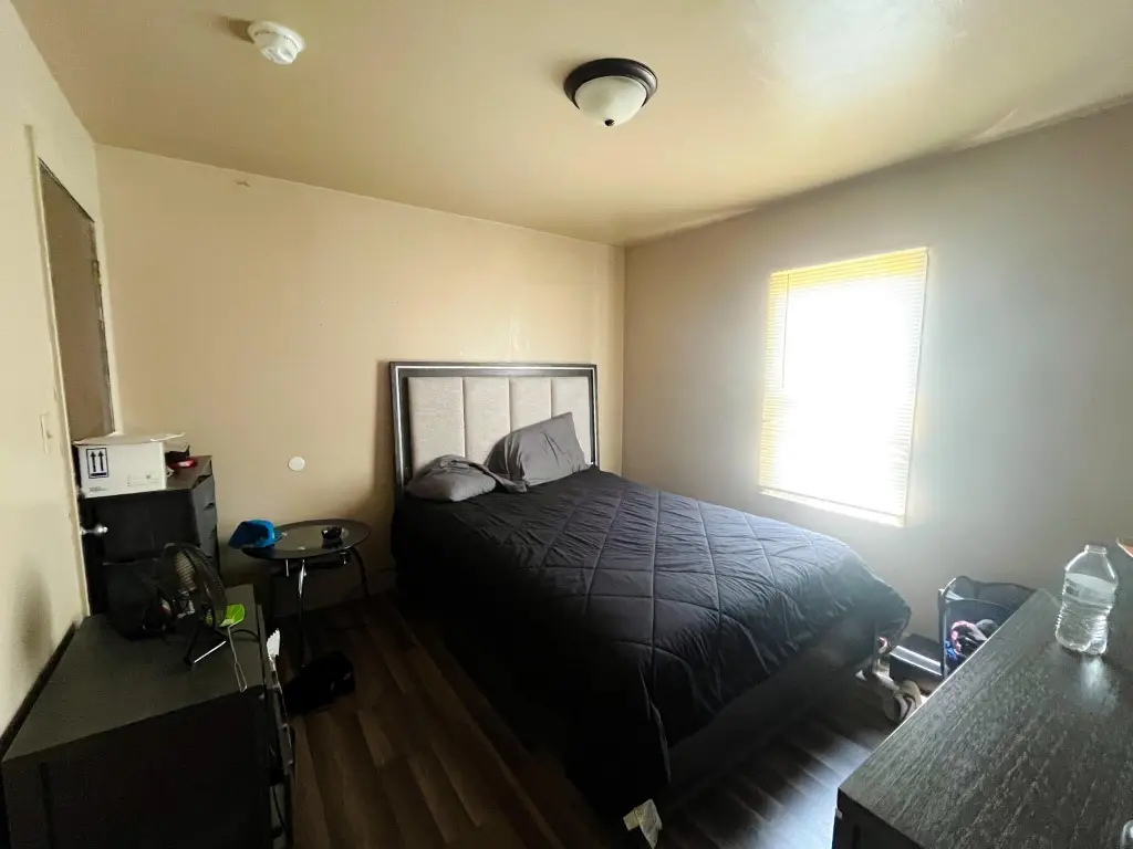 Picture 10