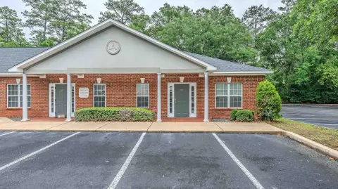 Single-Story End Unit Office Condo