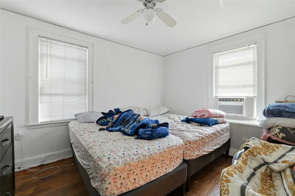 Picture 10