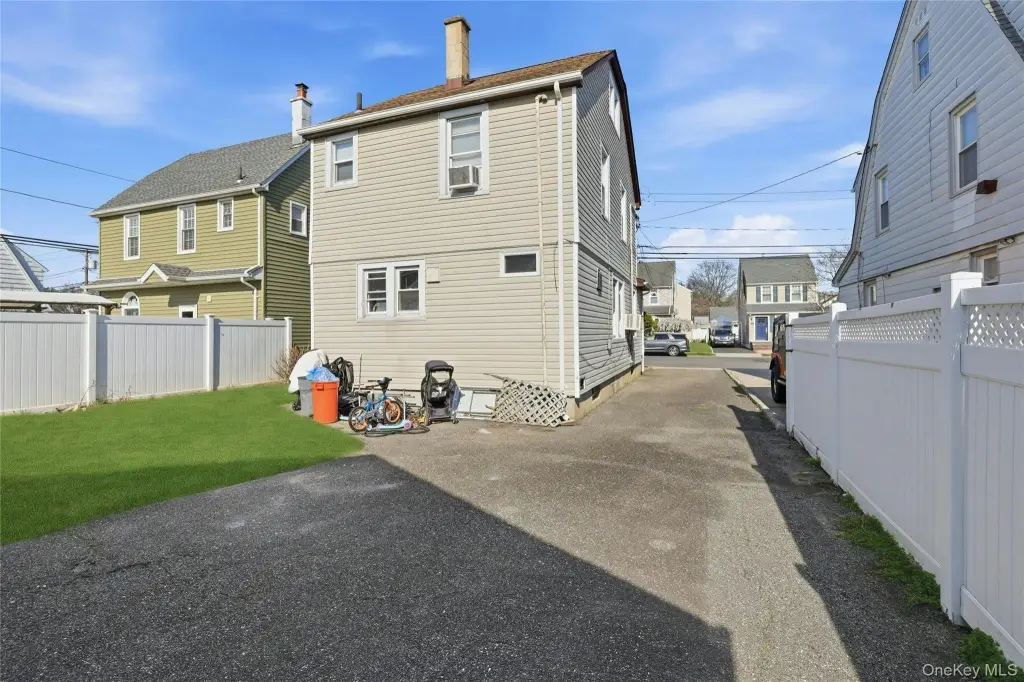 Picture 19