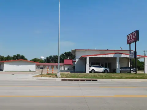 Highway Hotel in Guymon, OK