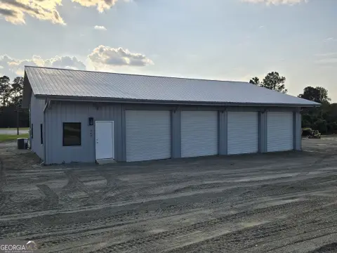 Remodeled Flex Space with Roll-Up Doors