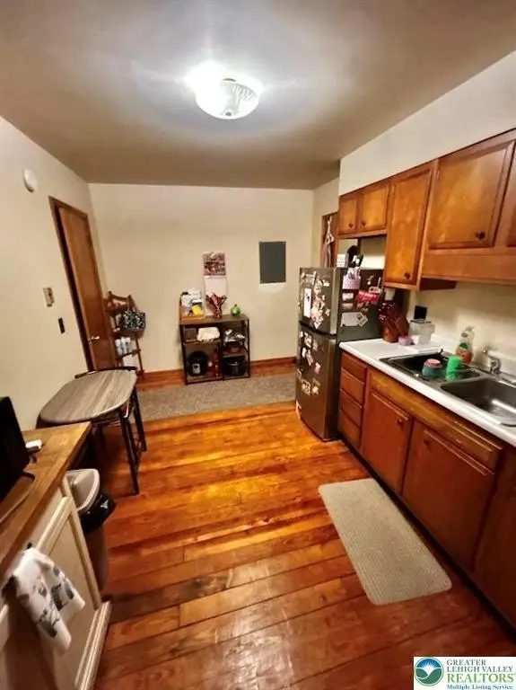 Picture 16