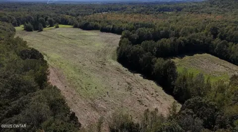 Versatile Land Tract in Paris