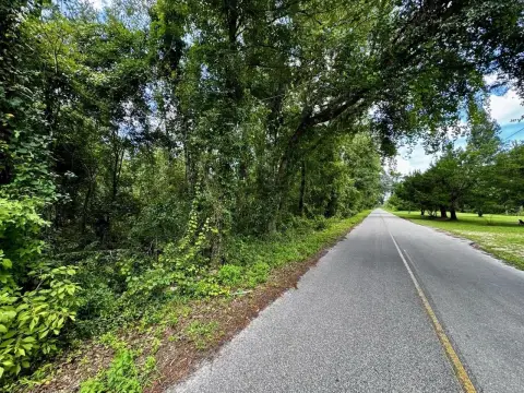 30 Acres Heavily Wooded Land