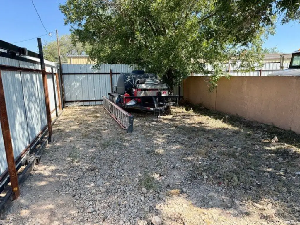 Picture 37