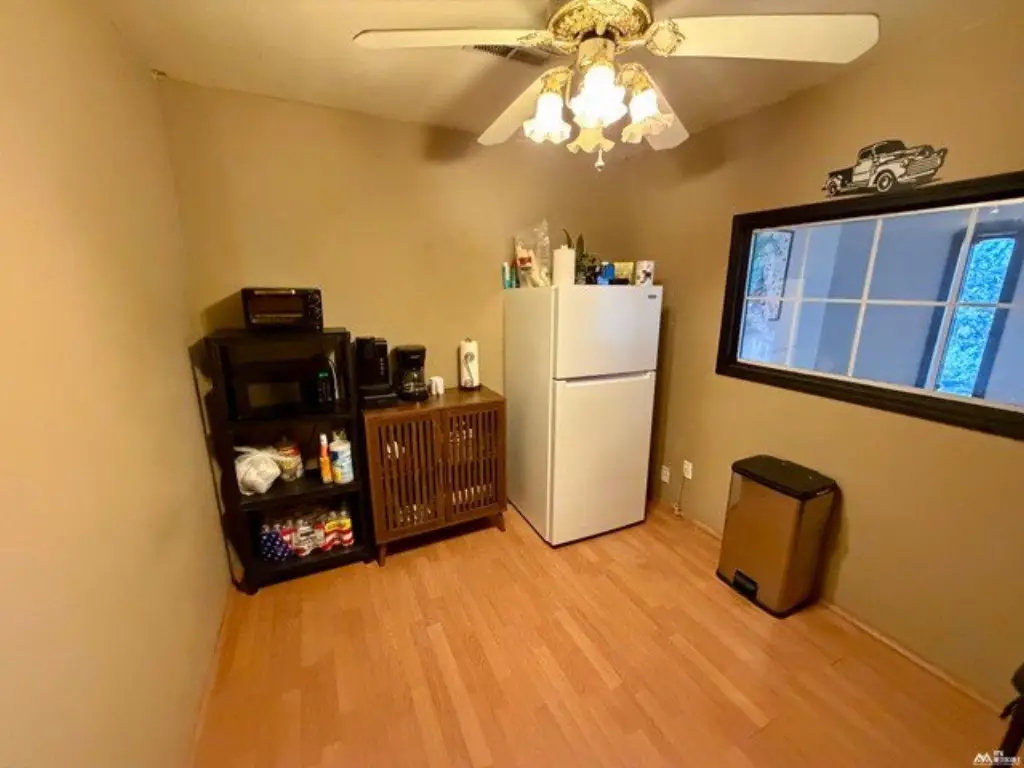 Picture 12