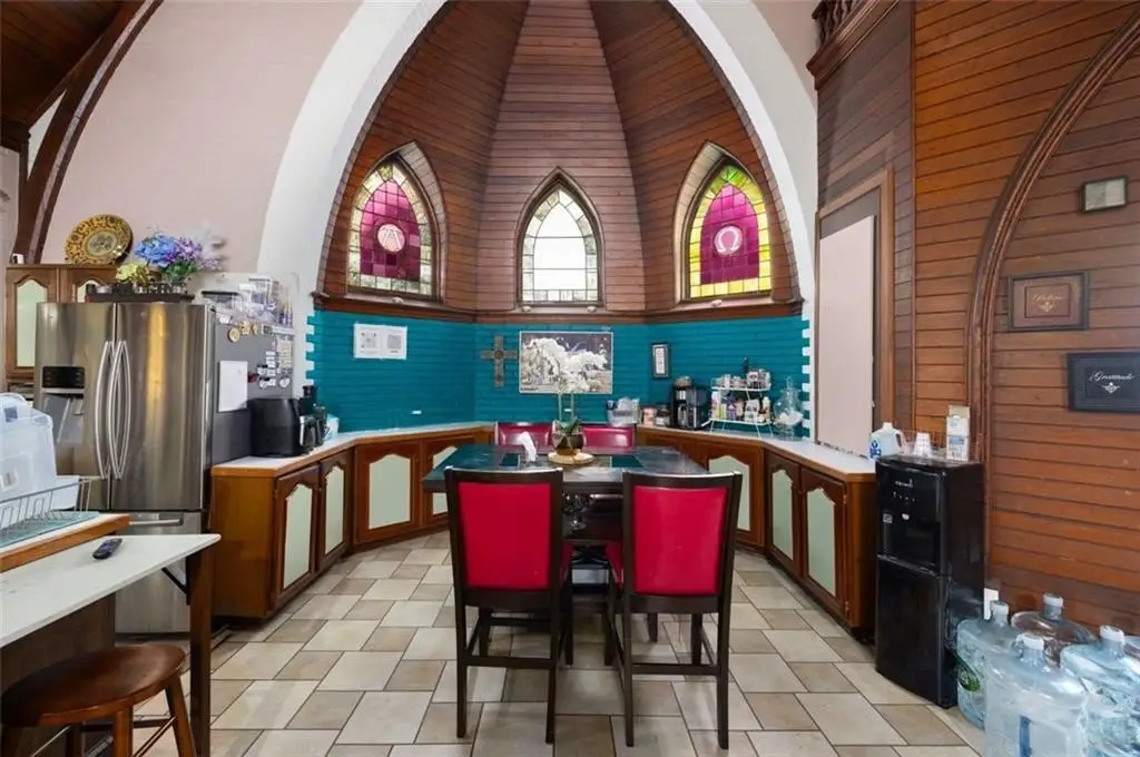 Picture 9
