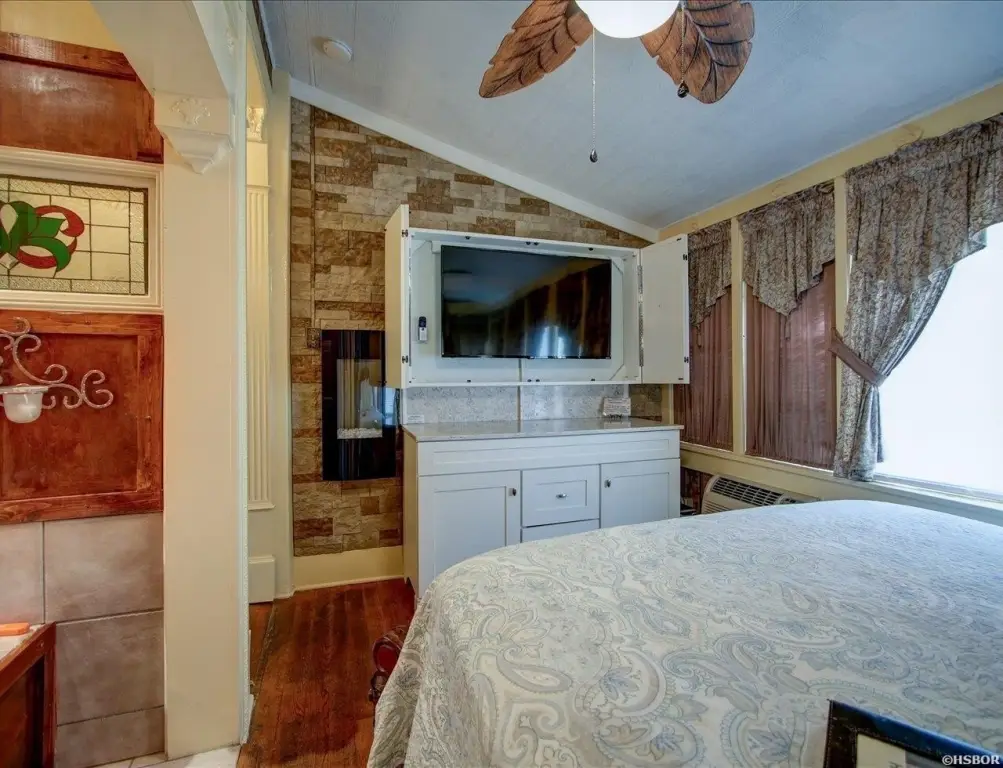 Picture 30
