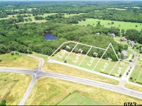 Residential Land in Hidden Lake