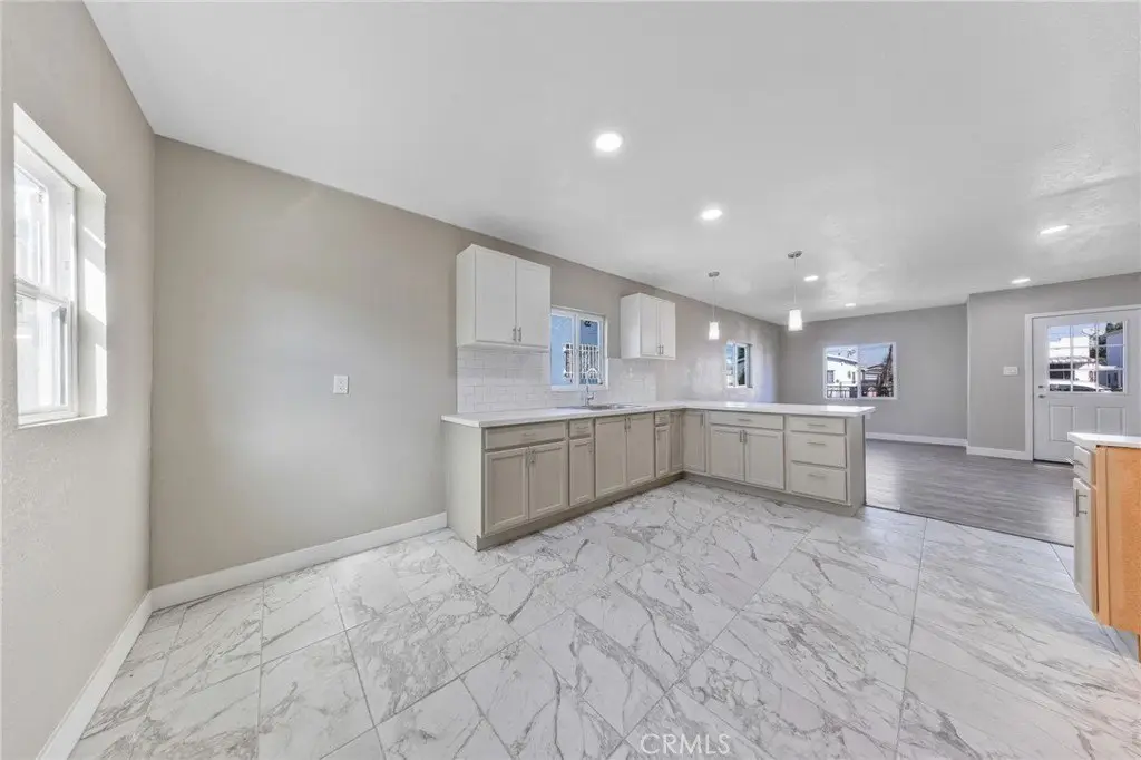 Picture 7