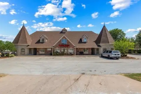 Highway 75 Office Building