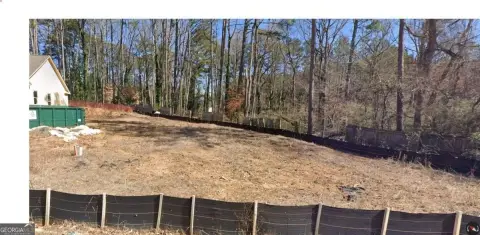 Residential Land in Quiet Cul-de-Sac