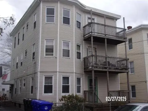 Three-Unit Triplex with Porches