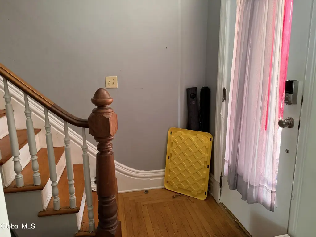 Picture 25