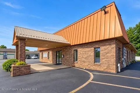 Four-Unit Office Building
