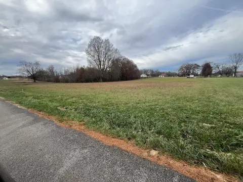 Unrestricted Land Near Lake Cumberland