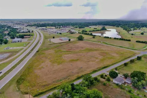 Enid, OK Commercially Zoned Land