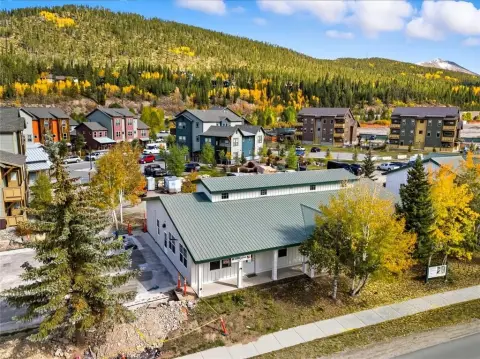 Commercial Space on Airport Road