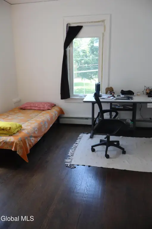 Picture 19