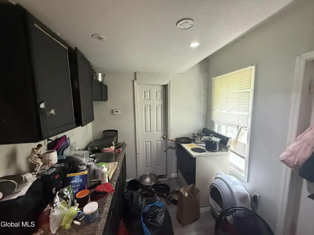 Picture 16