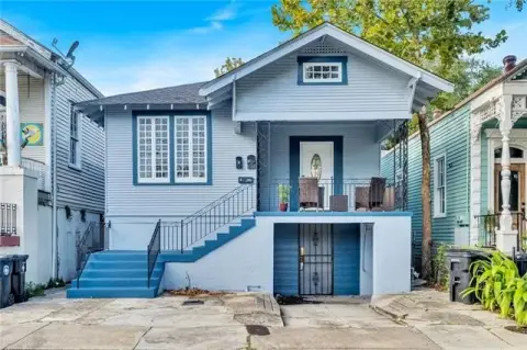 New Orleans Triplex Near Fairgrounds