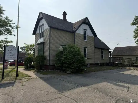 Downtown Wayne Commercial Building For Sale