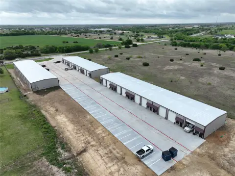 Flex Suites With Office-Warehouse Space