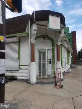 Commercial Space in University City