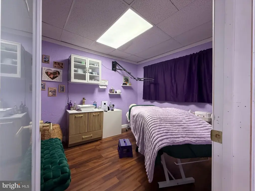 Picture 9