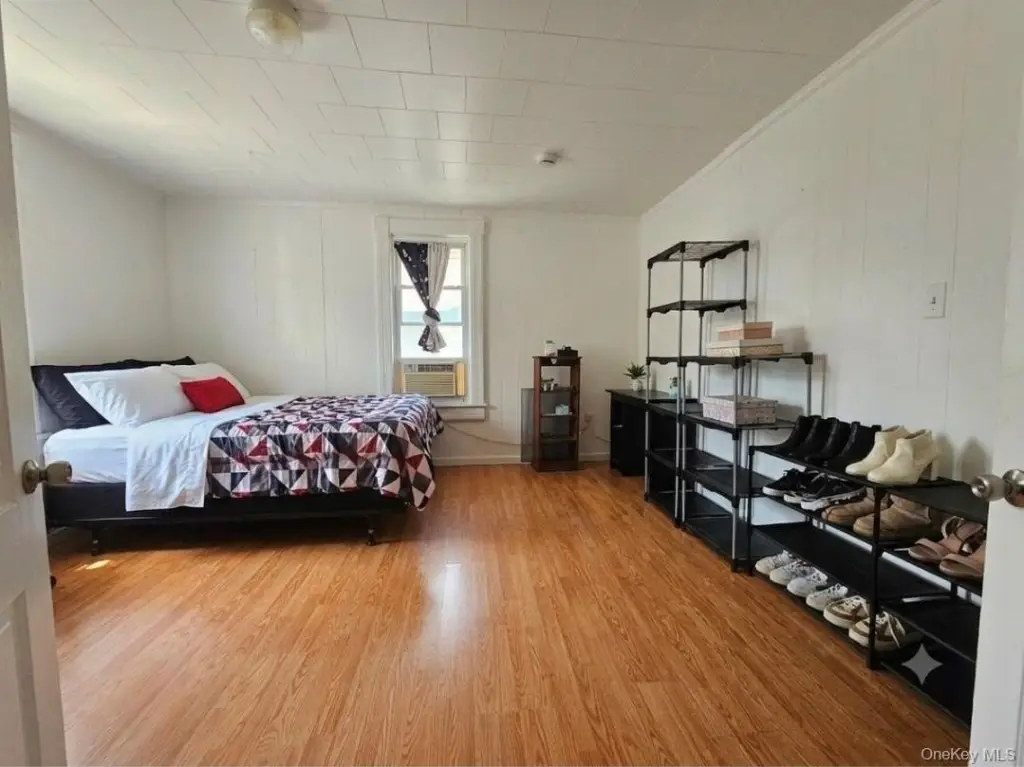 Picture 10