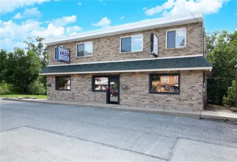 Bethel Park Office with Apartments