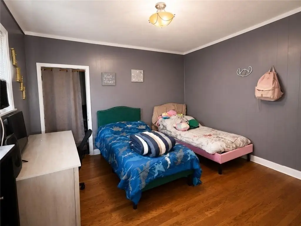 Picture 8