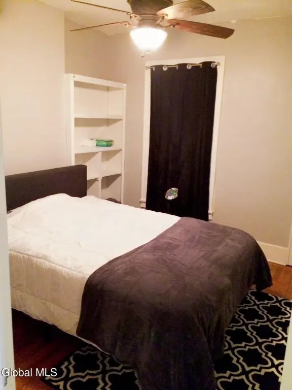 Picture 16