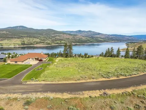 Waterfront Buildable Land Parcel