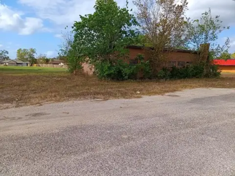 Angleton Commercial Land For Sale