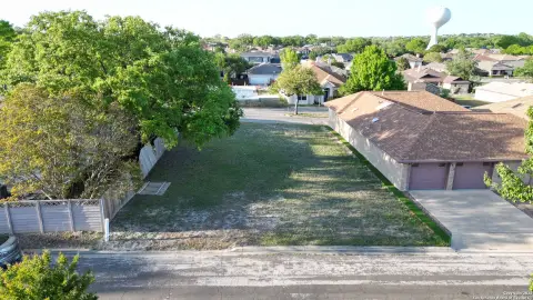 Residential Land in Windcrest, TX