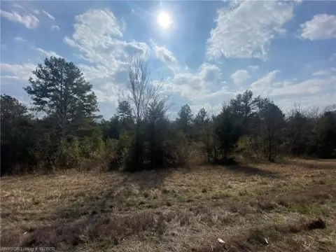 Mixed-Use Acreage on State Highway