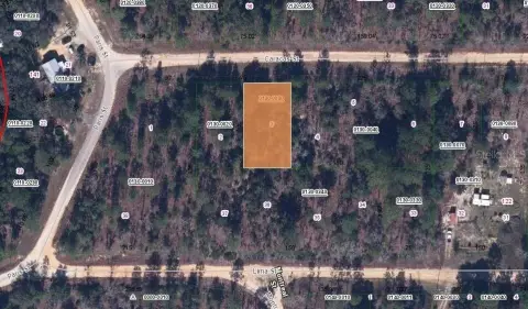 Residential Land in Interlachen, FL