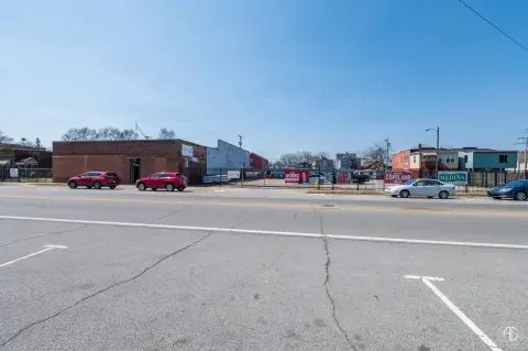 East Chicago Retail/Residential Opportunity